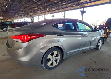2012 Hyundai Elantra Gls z USA, uszkodzony, nr VIN 5NPDH4AE8CH141241
